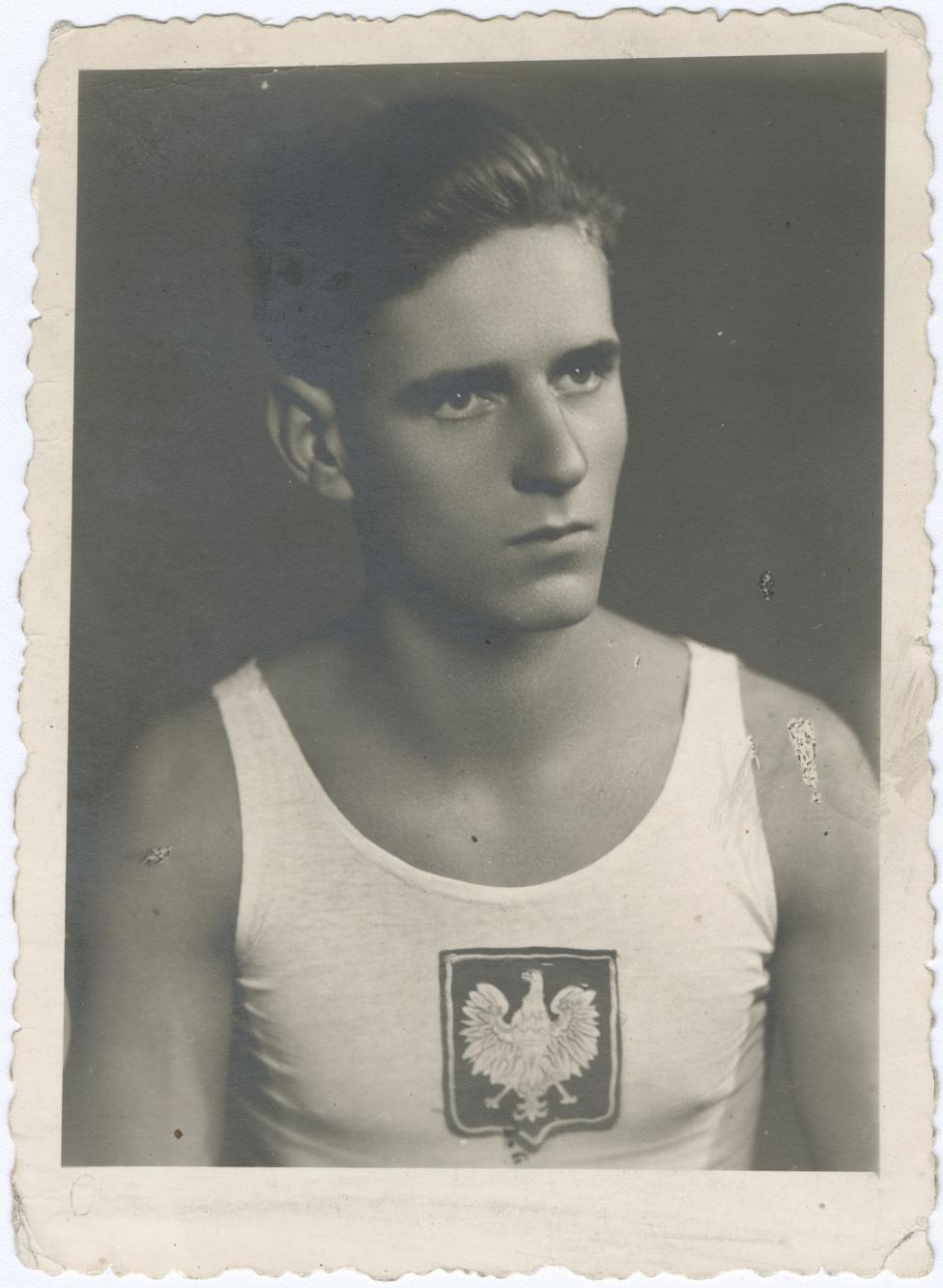 Fotografia portretowa: zawodnik Czesław Wielkopolski