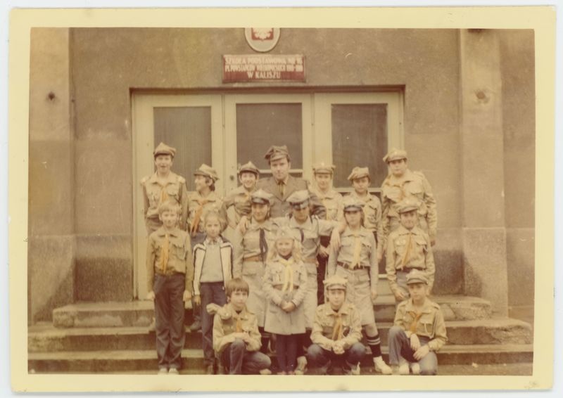 Grupa harcerzy z 16. szczepu hufca kaliskiego