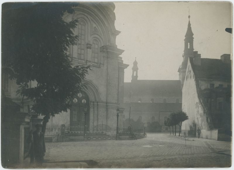 Cerkiew św. Piotra i Pawła i kościół św. Józefa