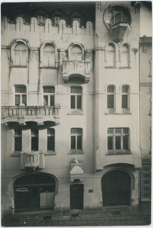 Dom przy ulicy Wiejskiej (ob. Pułaskiego) w Kaliszu zbudowany wg projektu Witolda Wardęskiego