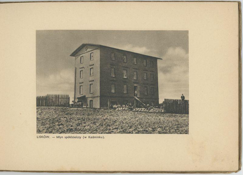 Album z pocztówkami z Liskowa "Pamiątka z wystawy >>Praca i Kultura Wsi<<"