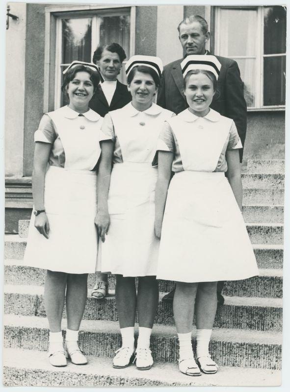 Uczennice i nauczyciele Liceum Medycznego w Kaliszu