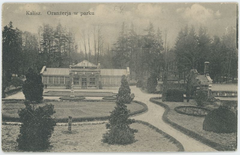 Oranżeria w parku miejskim w Kaliszu