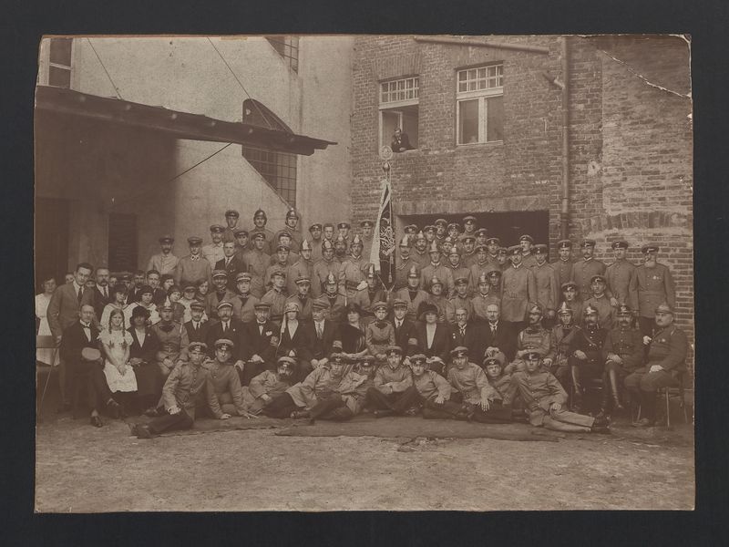 Zakładowa jednostka ochotniczej straży ogniowej przy Fabryce Pluszu i Aksamitu w Kaliszu 