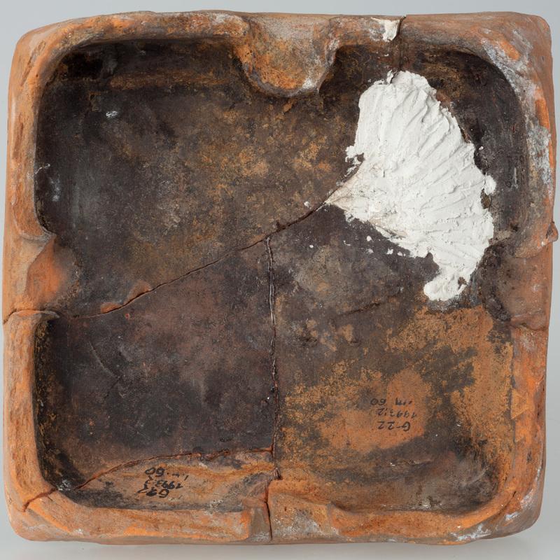 Kafel z wyobrażeniem św. Barbary i św. Jana Chrzciciela