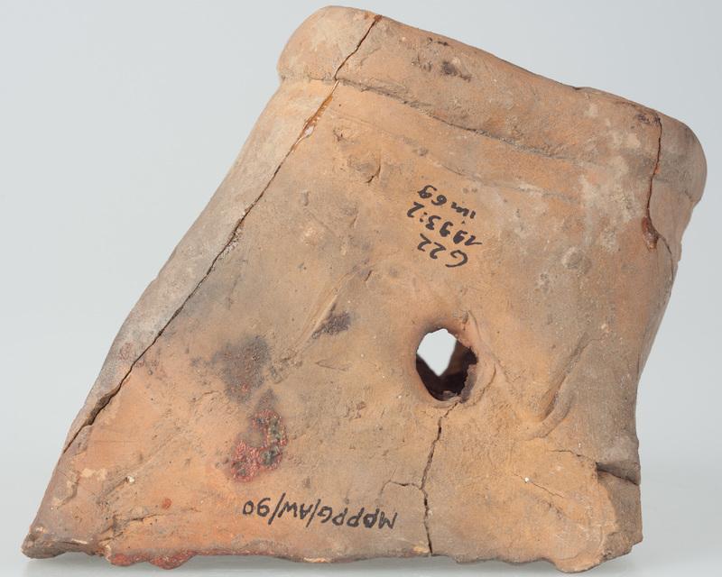 Kafel z ornamentem czworolistnym