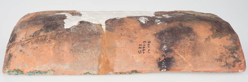 Kafel z wyobrażeniem mężczyzny z dzieckiem