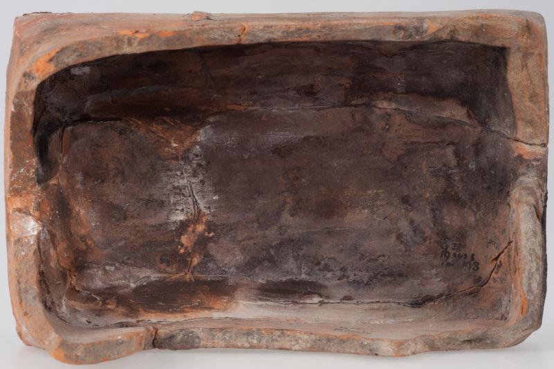 Kafel z ornamentem cekinowo-perłowym