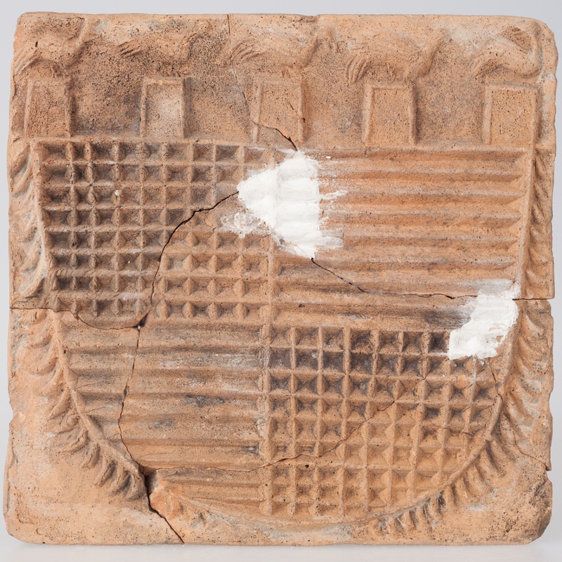 Kafel z herbem i blankami