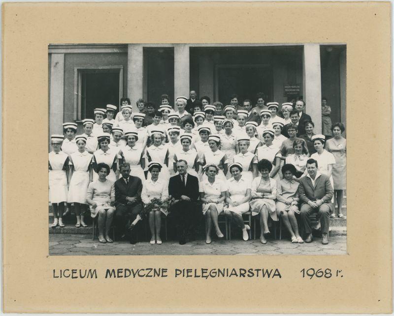 Uczennice Medycznego Studium Zawodowego wydziału Pielęgniarstwa w Kaliszu