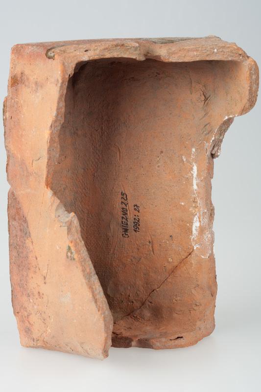 Kafel z ornamentem geometrycznym