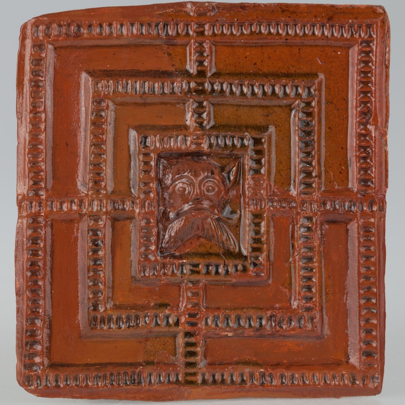 Kafel z wyobrażeniem labiryntu minotaura lub diabła