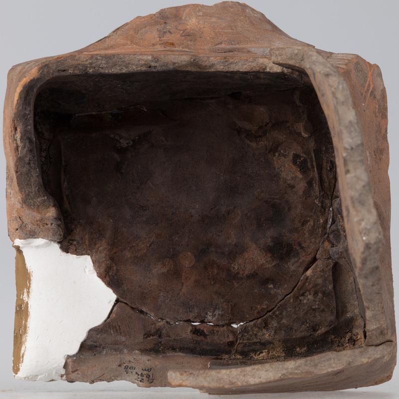 Kafel z herbem Korczbok i tarczownikiem