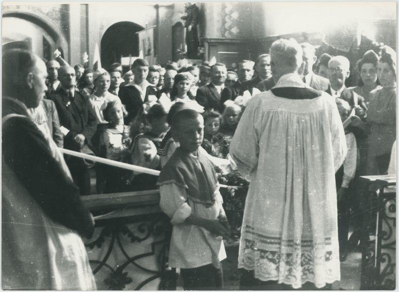 Zdjęcia reportażowe z uroczystości wręczenia sztandaru PCK w Koźminku