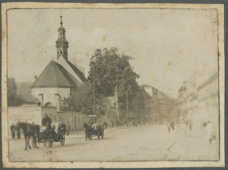 Widok na kościół sióstr Nazaretanek