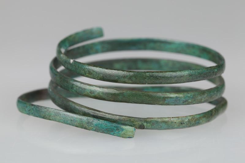 skręt spiralny wykonany z drutu 