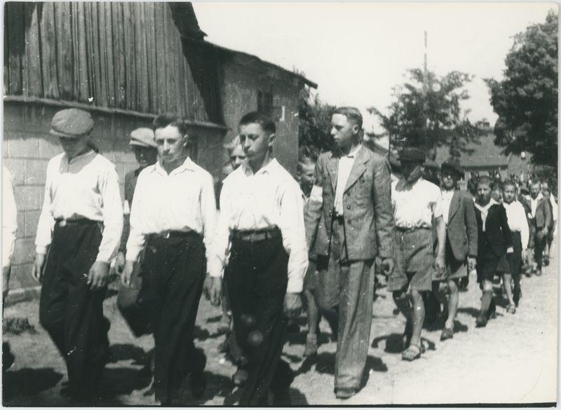 Zdjęcia reportażowe z uroczystości wręczenia sztandaru PCK w Koźminku