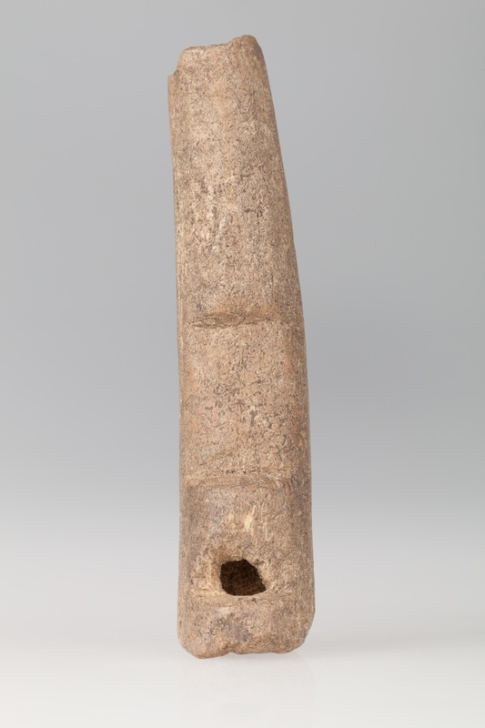 Wabik myśliwski wykonany z poroża jelenia