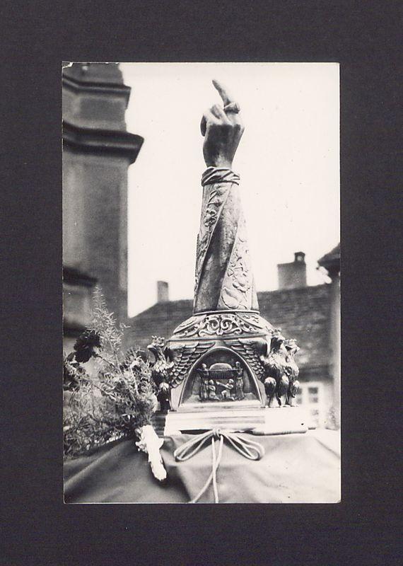 Relikwiarz na rękę  św. Wojciecha.