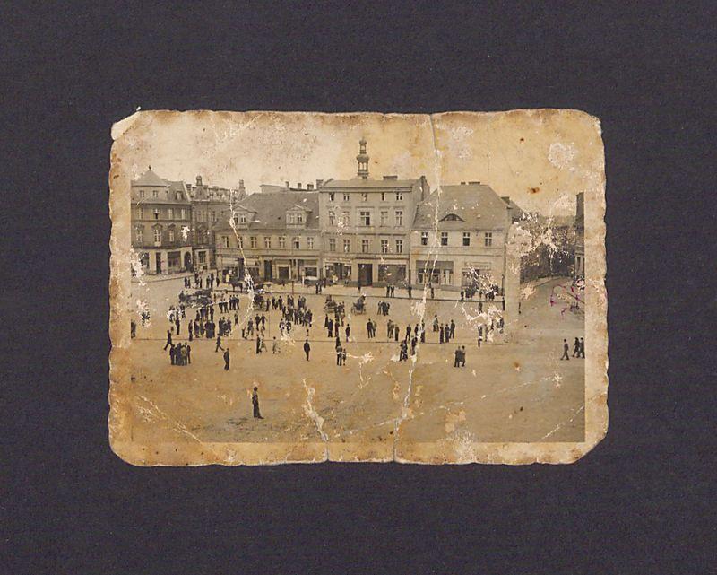 Gnieźnieński Rynek, południowa pierzeja.