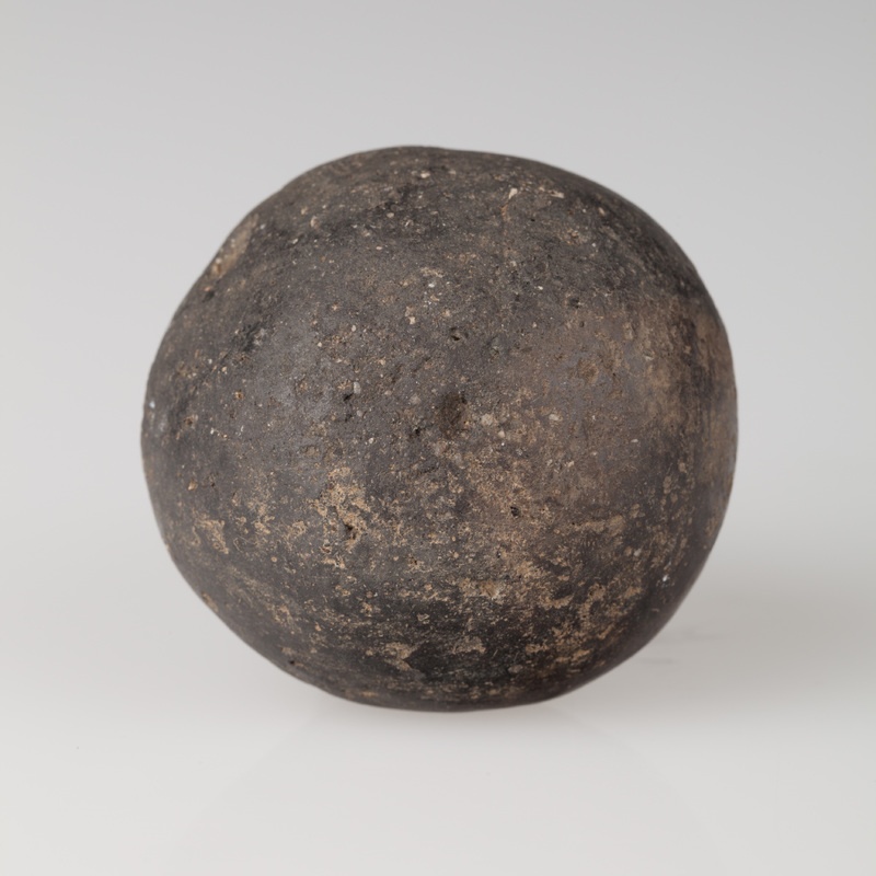 Grzechotka gliniana kształtu gruszkowatego