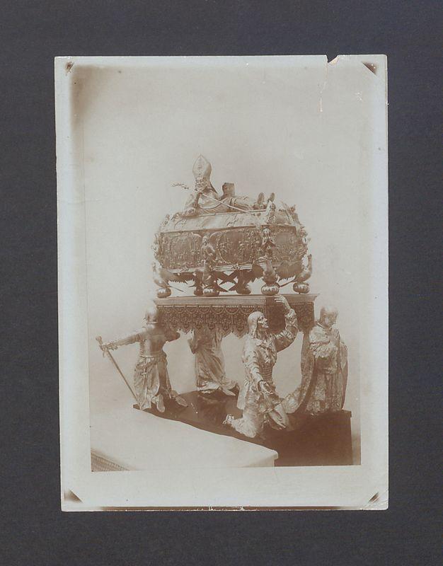 Relikwiarz, trumna św. Wojciecha.