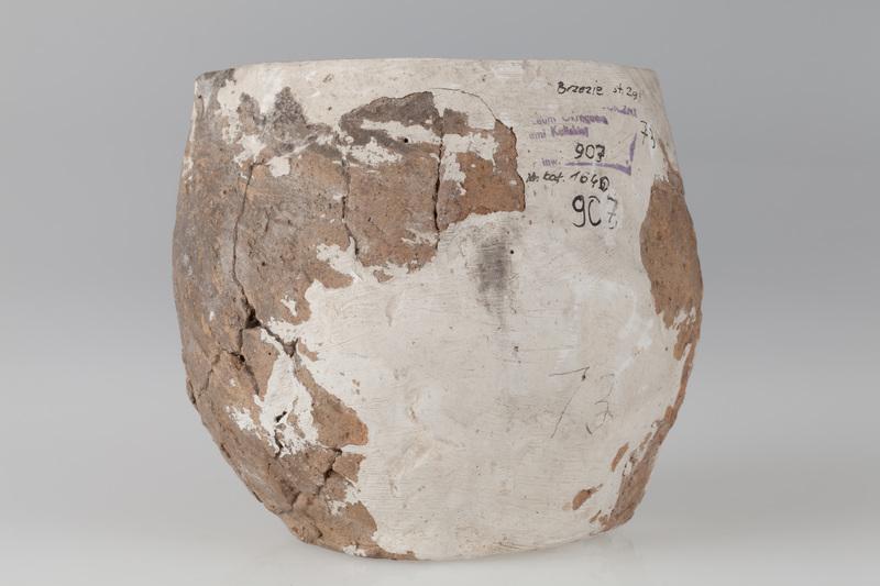 Popielnica w formie garnka jajowatego