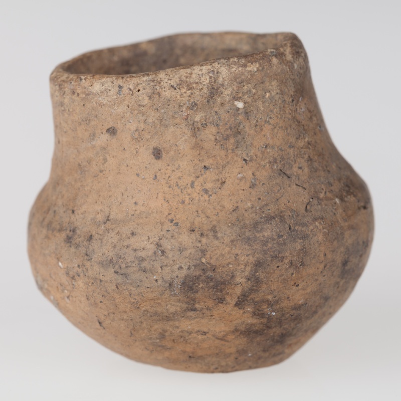 Miniaturowe naczynie wazowate