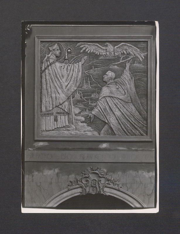 Płaskorzeźba Ojca Efrema. Św. Wojciech błogosławi kościołowi i Polsce.