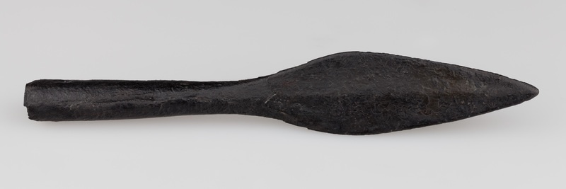 Grot włóczni z tulejką