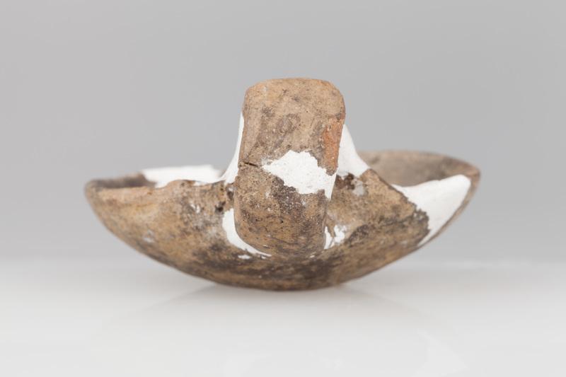 Miniaturowy czerpak półkulisty z taśmowatym uchem