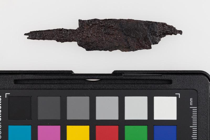 Żelazny nóż z trzpieniem