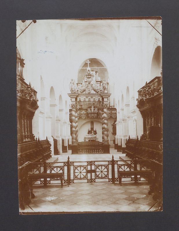 Konfesja św. Wojciecha w katedrze.