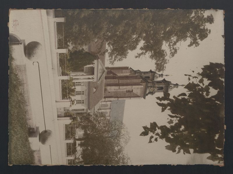 Bazylika wraz z pałacem arcybiskupim.