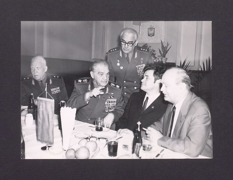 Wizyta żołnierzy radzieckich. Komitet Miejski PZPR.