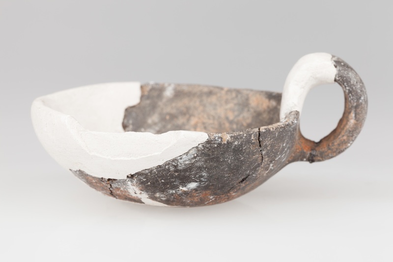 Czerpak półkulisty z taśmowatym uchem