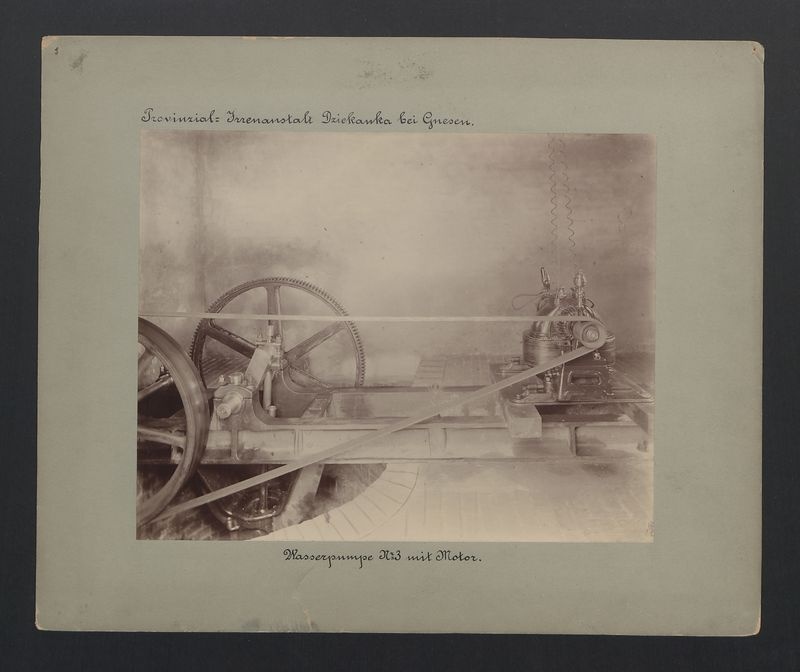 Gniezno – Dziekanka. Przepompownia z pasem transmisyjnym nr 3.