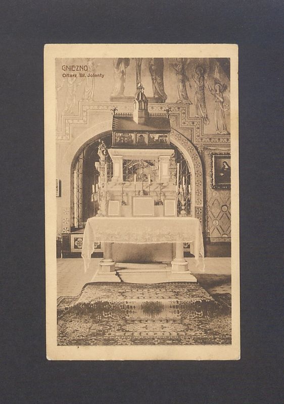 Ołtarz bł. Jolenty.