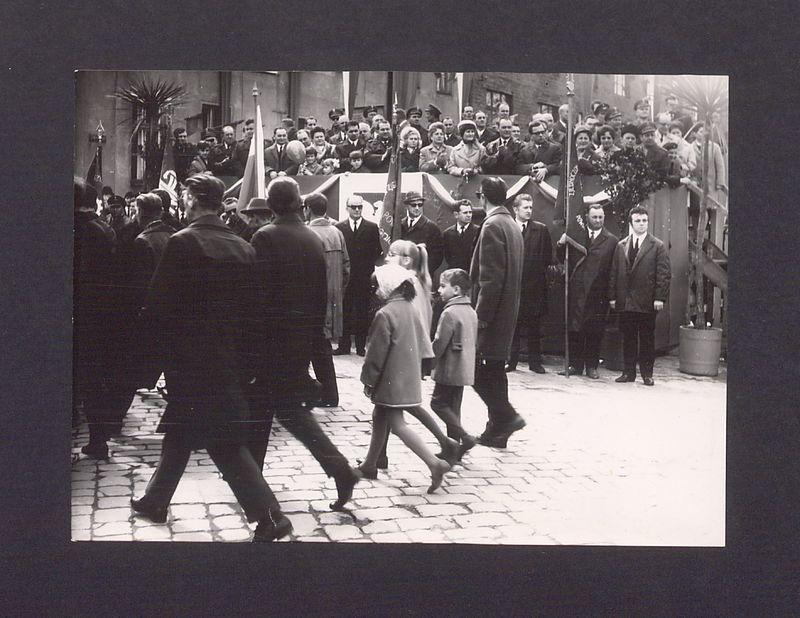 Obchody 1 Maja 1970 r. Trybuna.