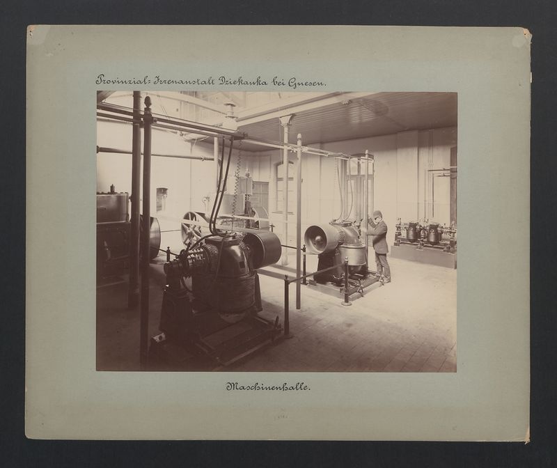 Gniezno – Dziekanka. Maszynownia. Hala maszyn.
