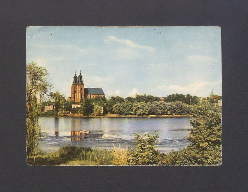 Katedra z XIV w., rozbudowana w XVII i XVIII w.