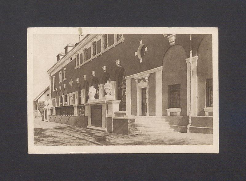 Uniwersytet Ludowy w Dalkach pod Gnieznem (od strony ogrodu).