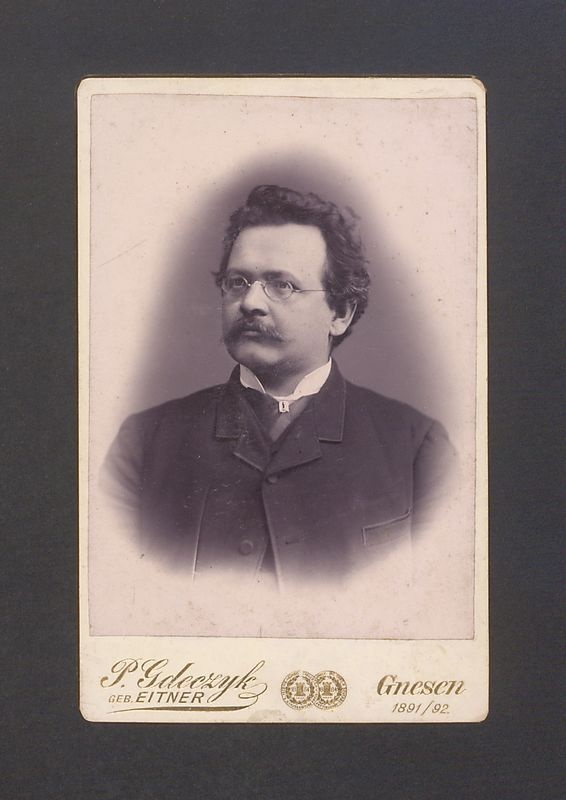 Romuald Lange (1852-1892), drukarz i księgarz.