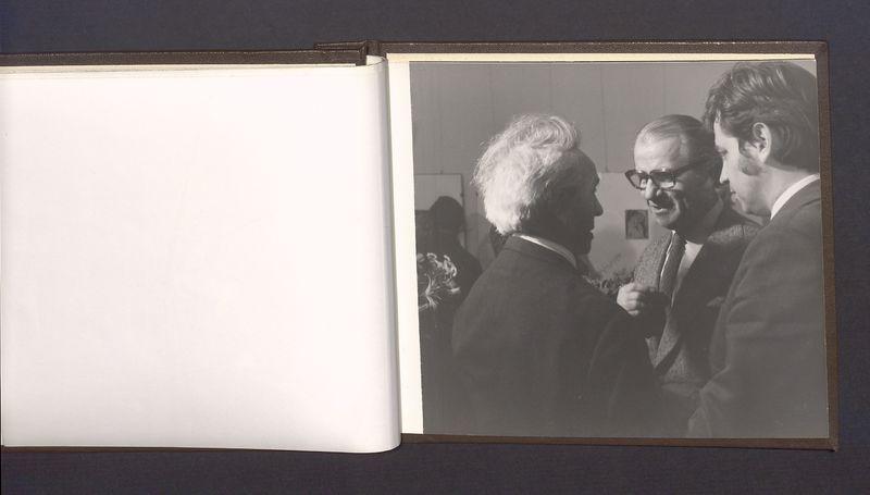 Album pamiątkowy z obrazujący uroczystość z okazji 80-lecia urodzin T. Kulisiewicza, cz. 2