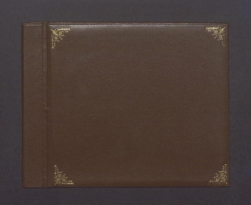 Album pamiątkowy z obrazujący uroczystość z okazji 80-lecia urodzin T. Kulisiewicza, cz. 1