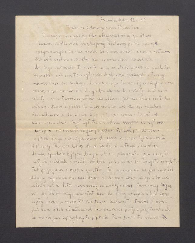 Kochani i drodzy nasi Państwo. Paczkę od was i kartkę otrzymaliśmy [...]