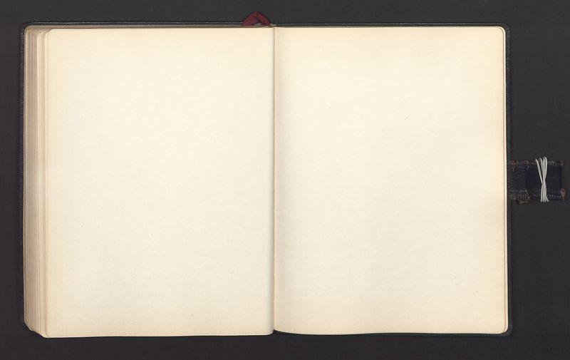 Exposicion de pinturas y dibujos del maestro polaco Tadeusz Kulisiewicz. Museo Nacional de arte moderno, cz. 5