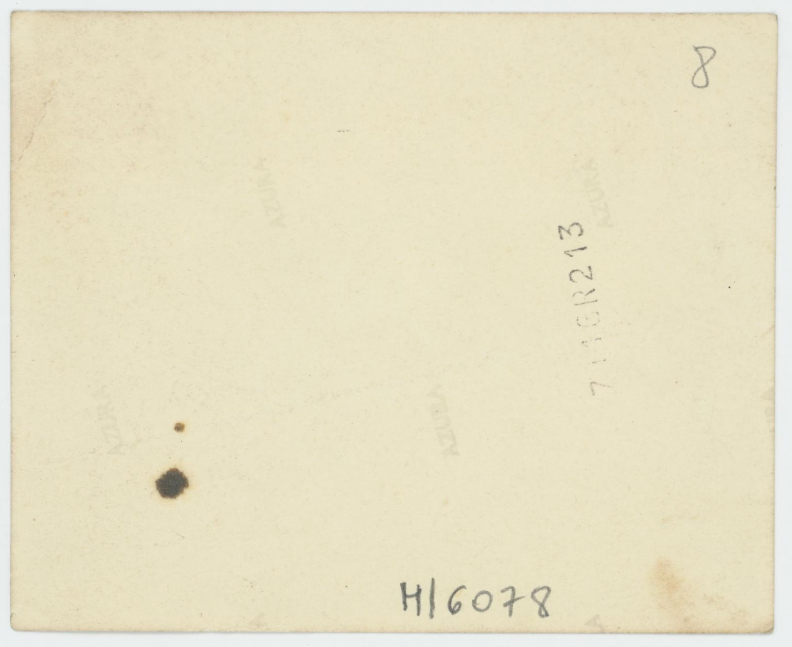 Fotografia przedstawiająca Mieczysława Trzeciaka z dwoma mężczyznami