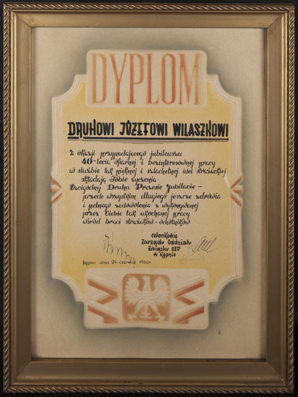 Dyplom dla Józefa Wilaszka z okazji 40-lecia członkowstwa w OSP w Kępnie