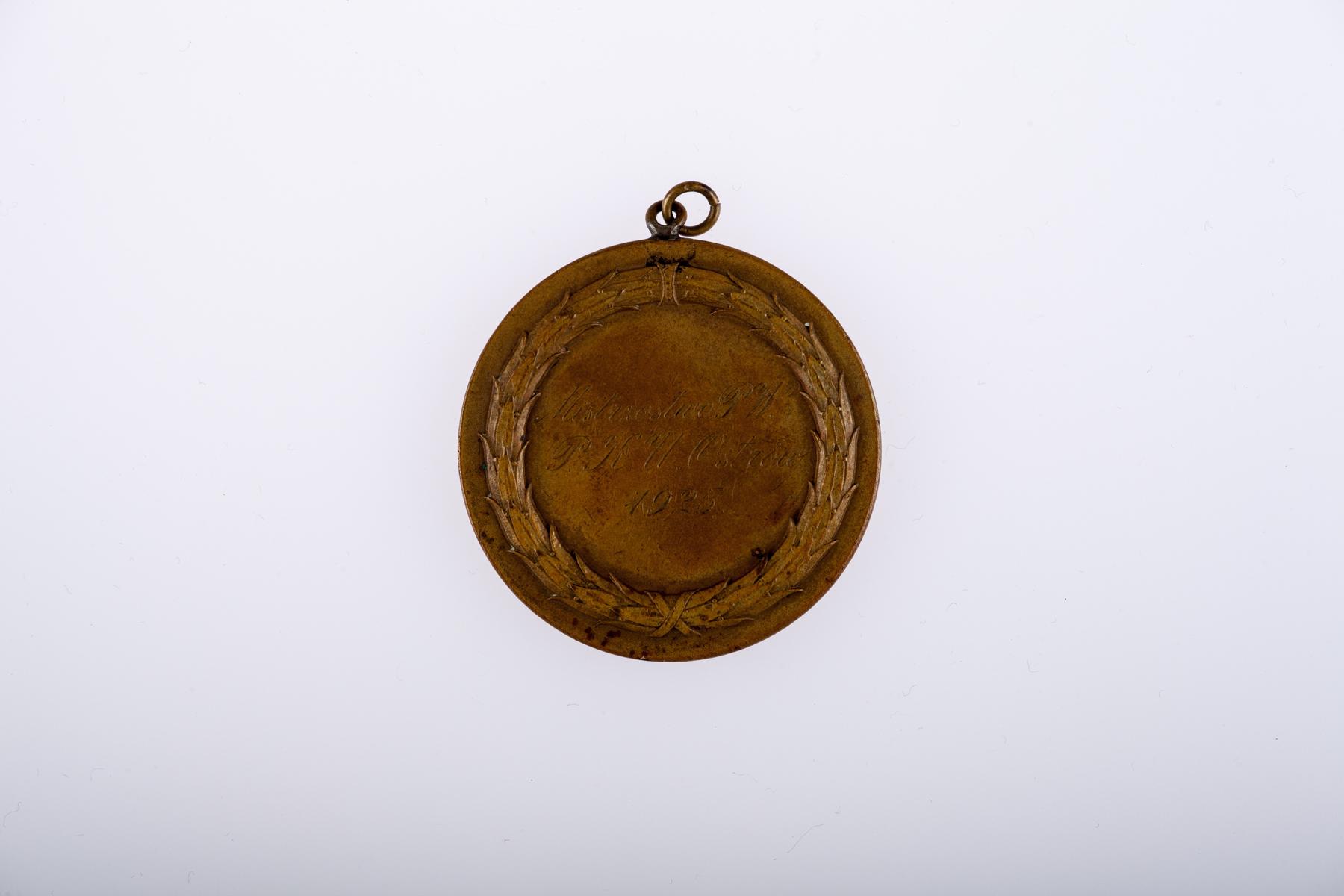 Medal za udział w zawodach w pchnięciu kulą